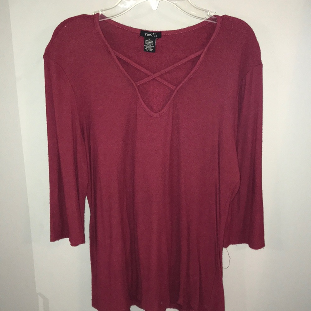 Super cute crossy top!